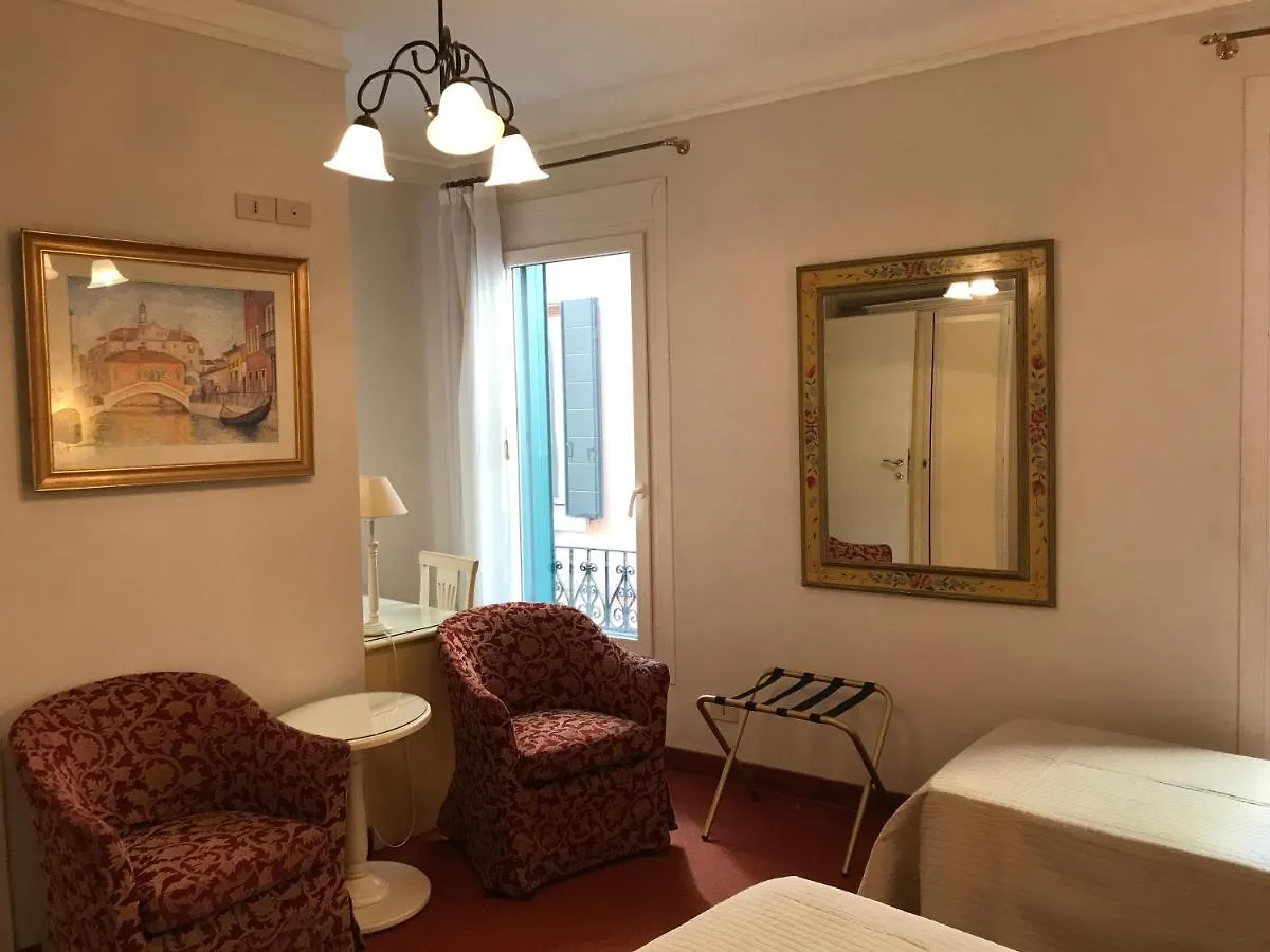 Al Campaniel Bed And Breakfast Venedig Bed & Breakfast